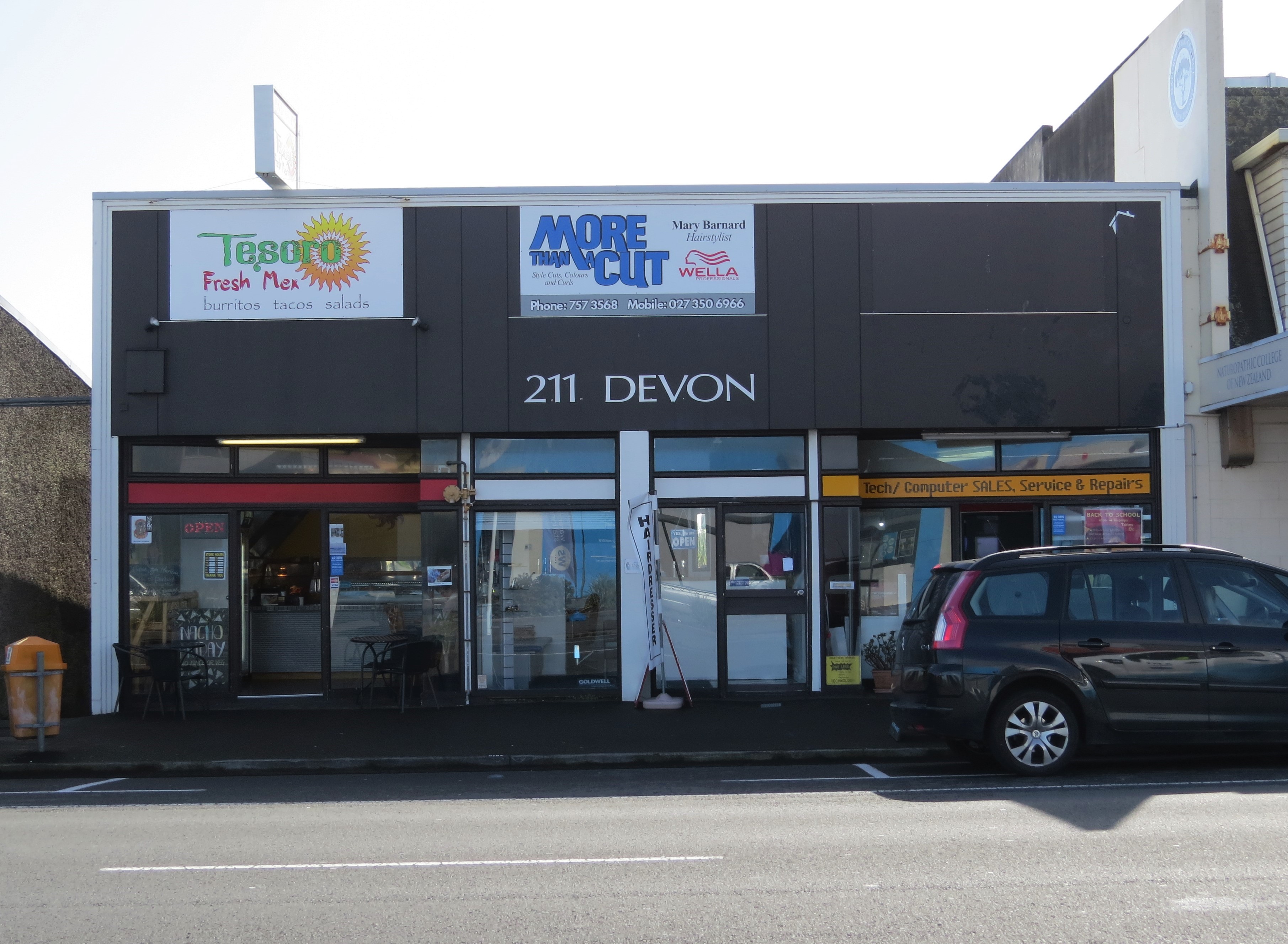 211-215_Devon_Street_East_2017.JPG