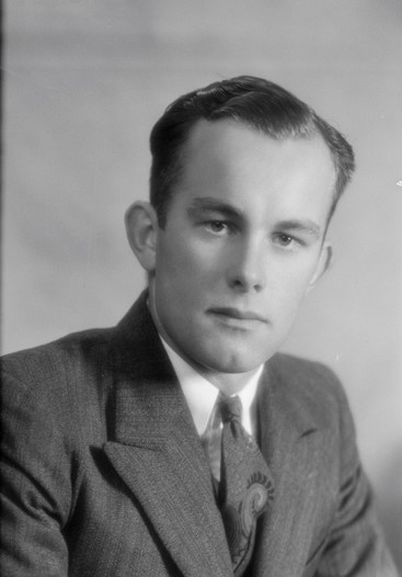 Bullot, Owen Civvys SW1942 0701