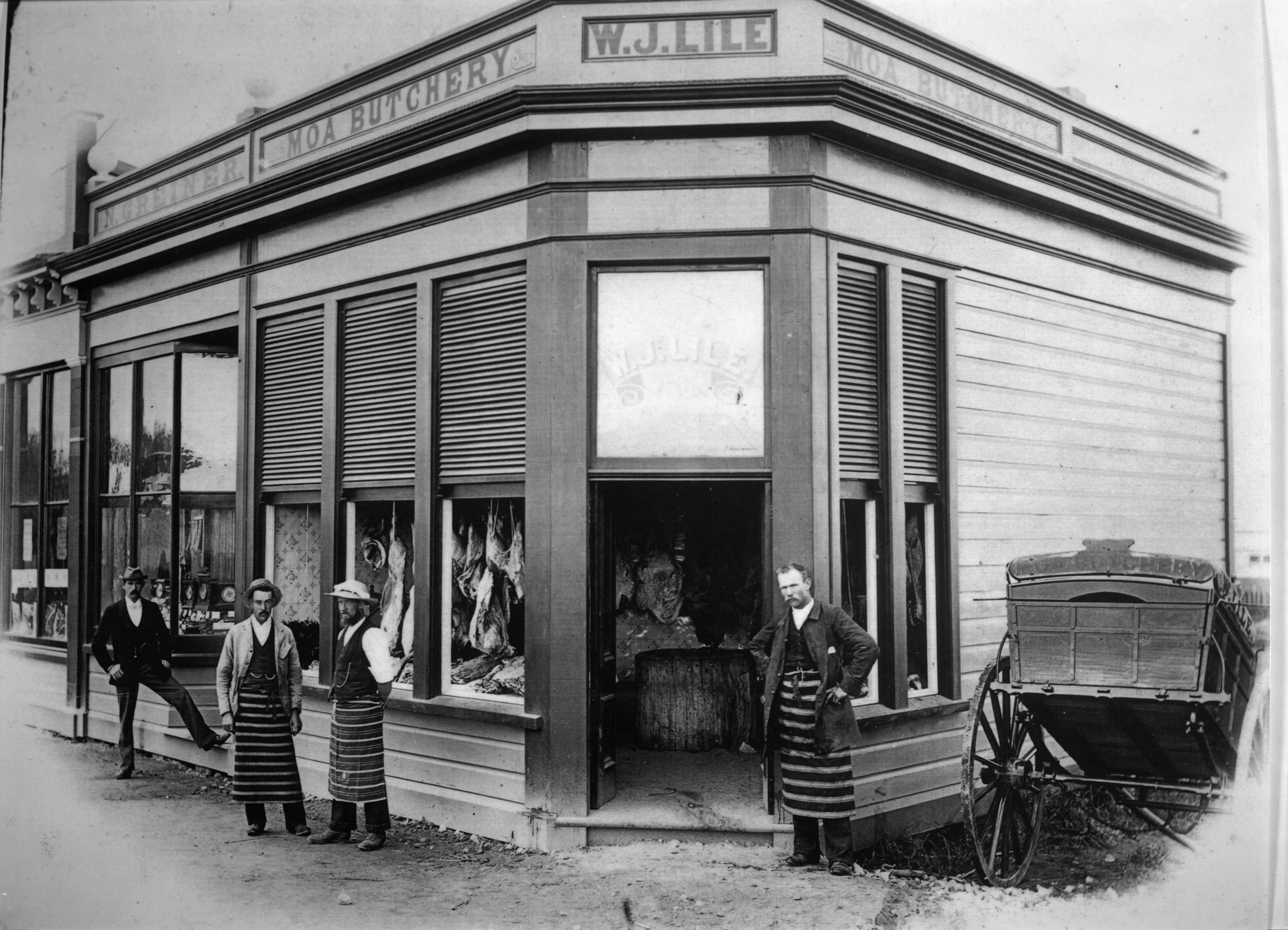 Inglewood's Moa Butchery owned by William John Lile Senior (early 1900s). Unknown photographer. Collection of Puke Ariki (PHO2014-0174).